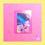 BLACKPINK - Limited Hologram Photocard (Official Born Pink POB) - Image 3