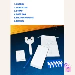 NewJeans - Official Lightstick + Photocard Set - Image 5
